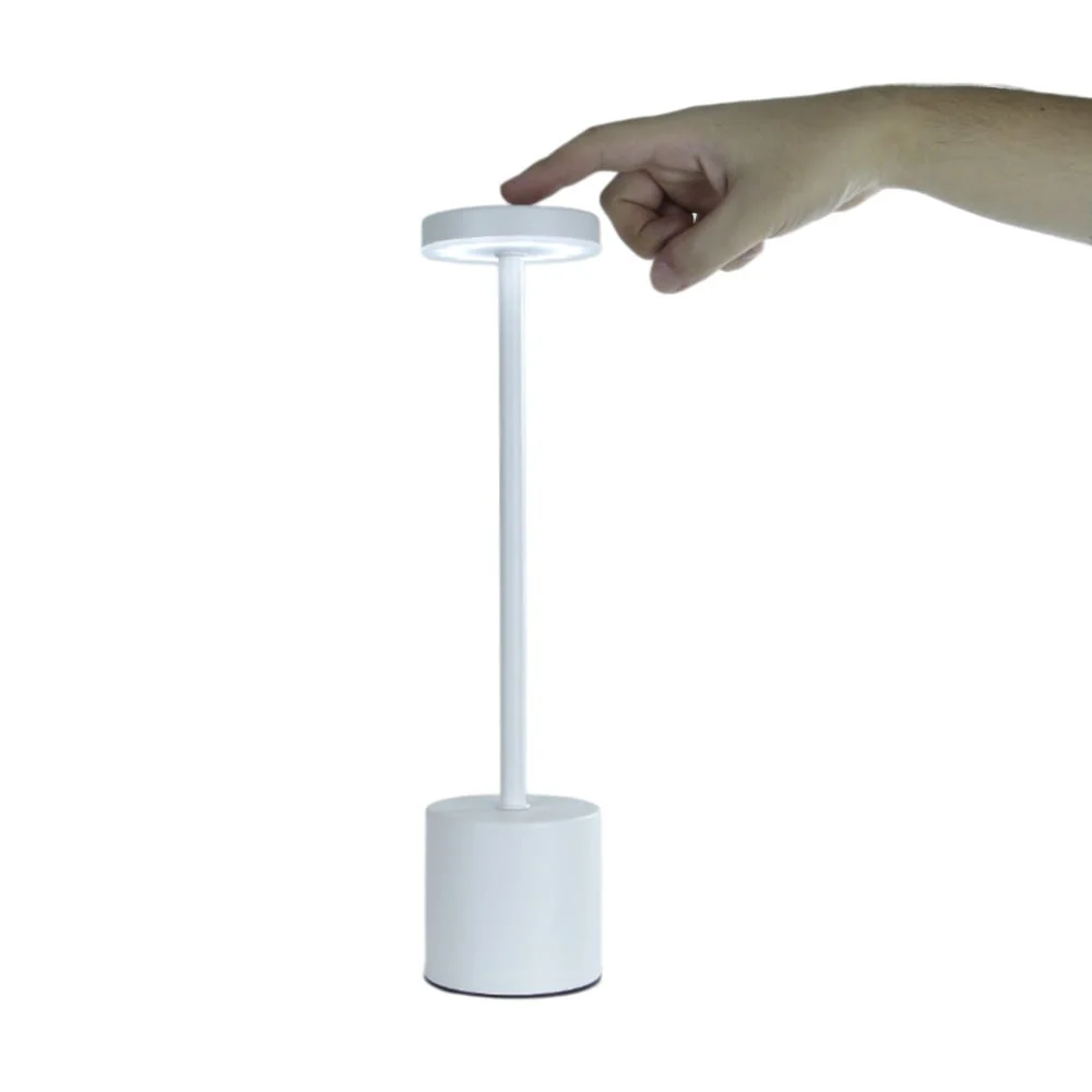 Luminária Recarregável Table Light 40 lúmens NTK