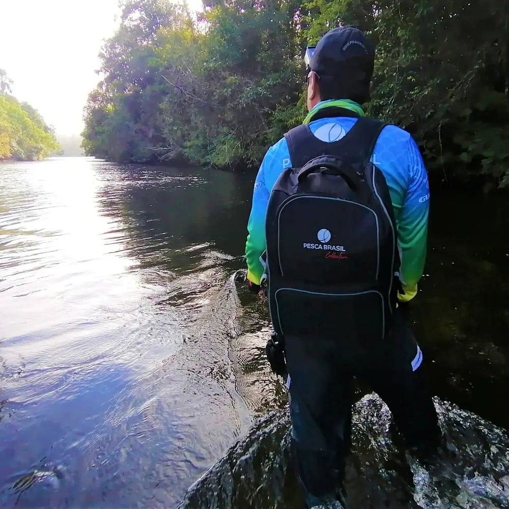 Mochila de pesca Fishing Bag de 30 litros e 3 estojos Pesca Brasil